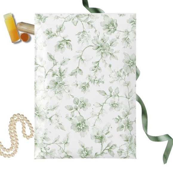 Other - Floral Toile SmileMail Poly Mailers 19x24 - Set of 15